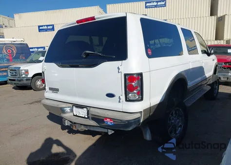 2000 Ford Excursion Limited from USA, damaged, VIN 1FMSU43F6YEB39984